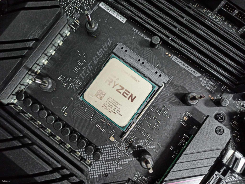 Ryzen 9 3900XT: 4,5 GHz 12 nhân với tản nước AIO, hiệu năng rất tốt