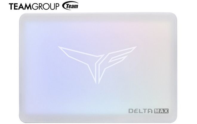TeamGroup ra mắt RAM Xtreem ARGB White và SSD Delta Max White RGB