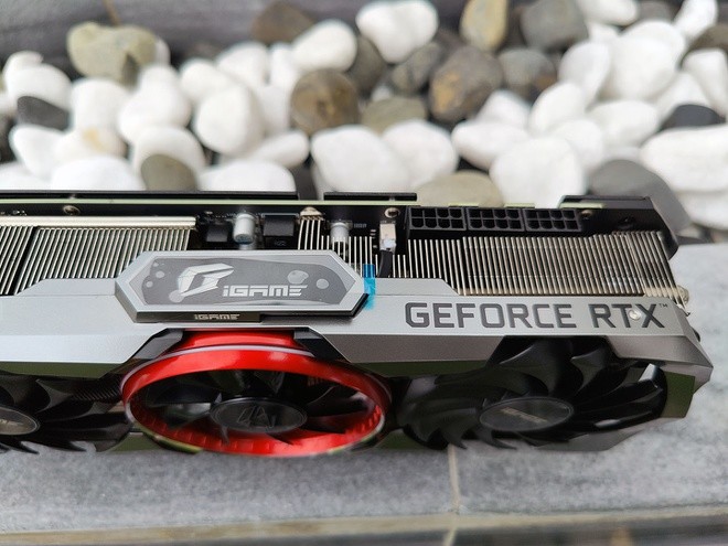 Mở hộp Colorful GeForce RTX 3080 Advanced