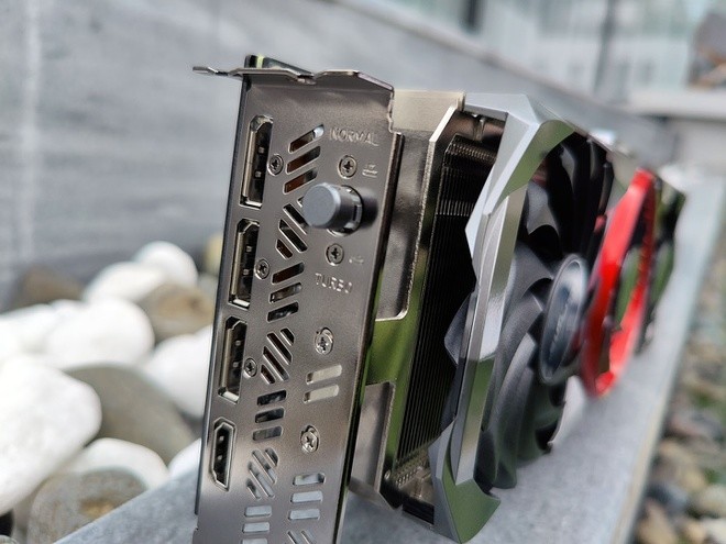 Mở hộp Colorful GeForce RTX 3080 Advanced