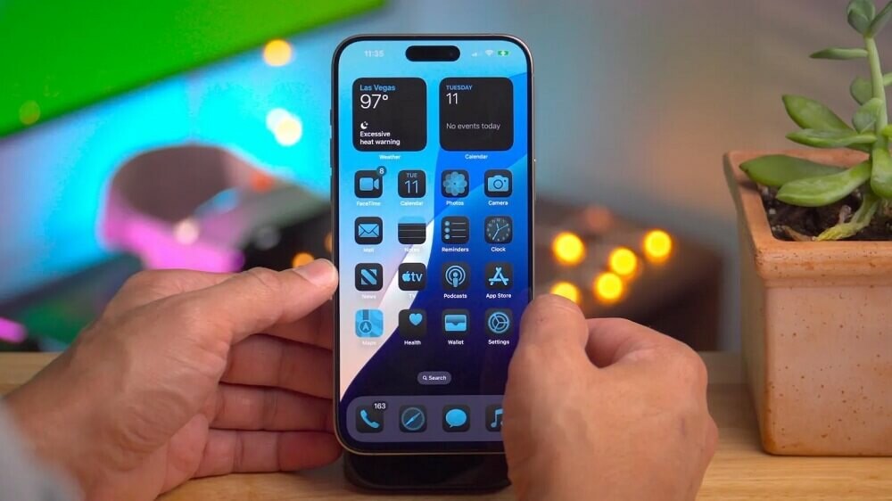 iOS 18 Home Screen