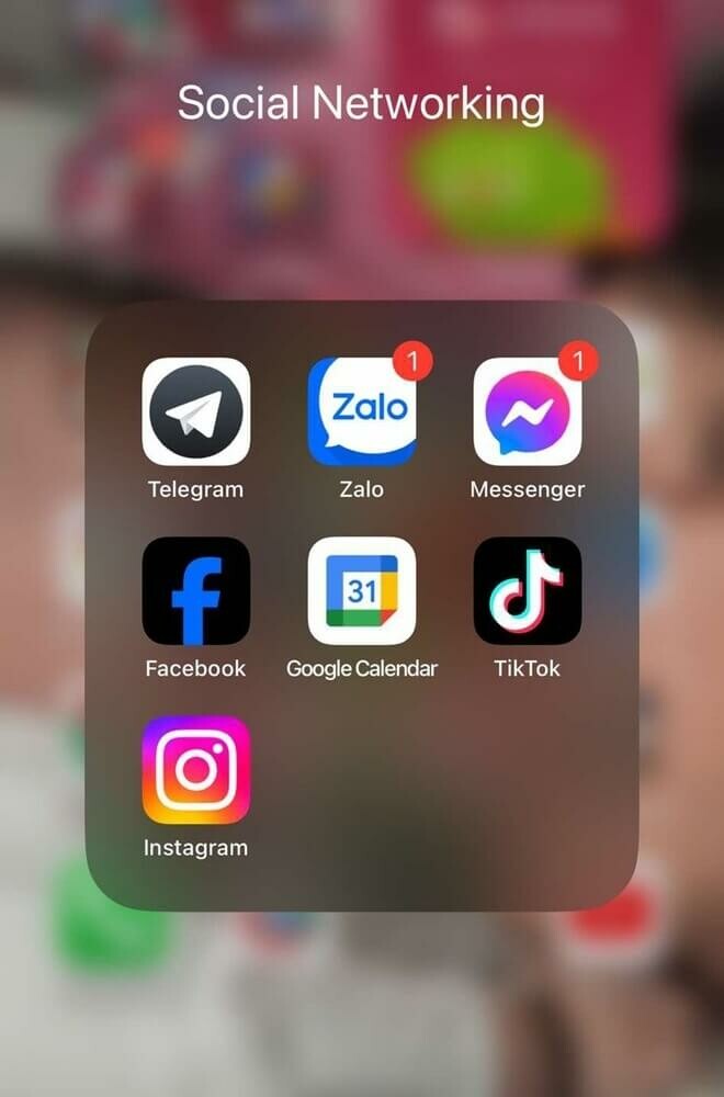 facebook icon black ios 17.6.1