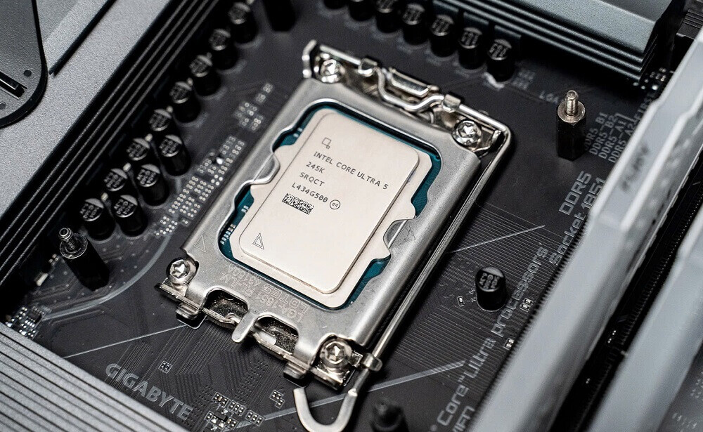 Intel Core Ultra 5 245K