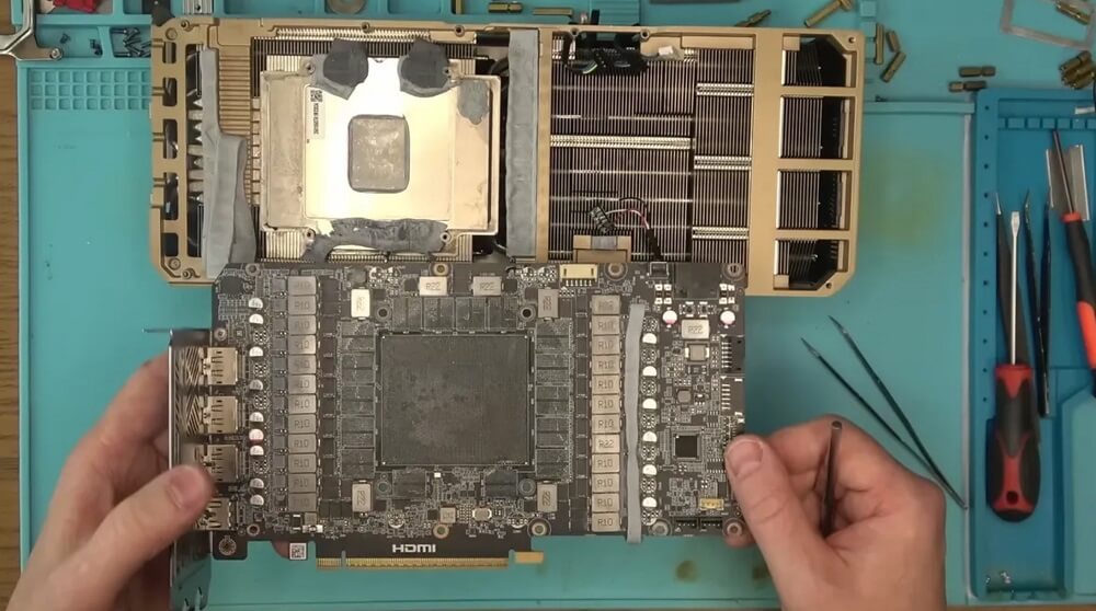 GPU RTX 5090 giả