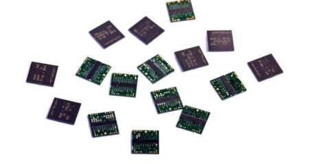 Thiếu hụt nguồn cung chip nhớ, các hãng điện tử xem xét tăng giá sản phẩm