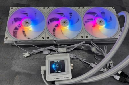 Thermalright Frozen Warframe 360 SE White ARGB – Tản nhiệt tông trắng cực đẹp với LCD hiện đại