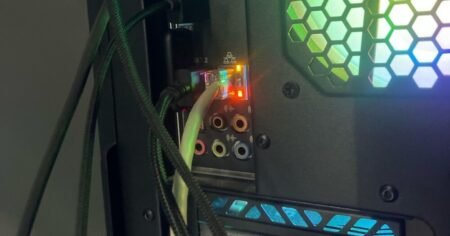 Đèn trên cổng Ethernet có ý nghĩa gì ?