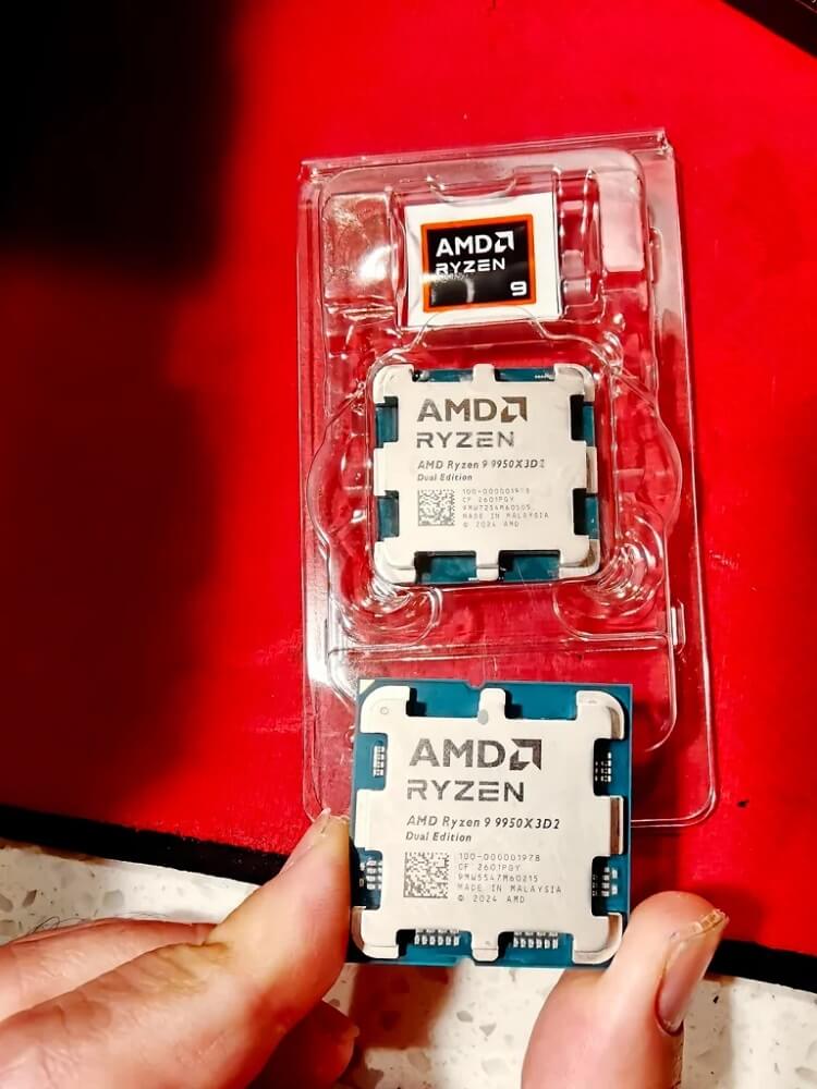 CPU Ryzen 9 9950X3D2 bị tráo ruột 2